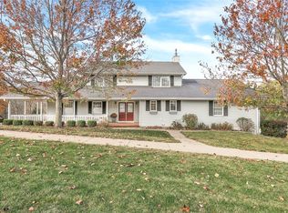1425 W 4th St, Pella, IA 50219
