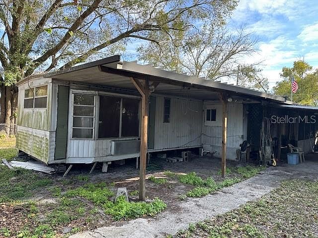 1st image of 1037 Shawnee Dr
