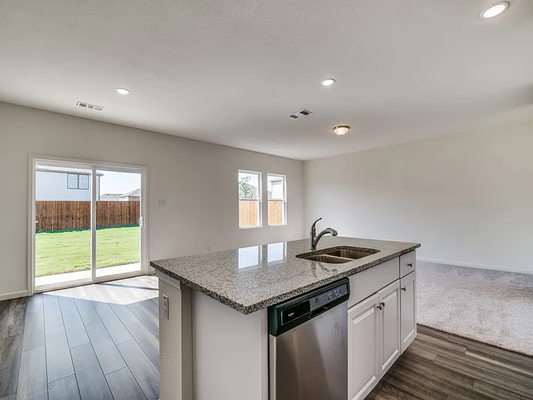 6231 Old Bridge Way — Photo 11