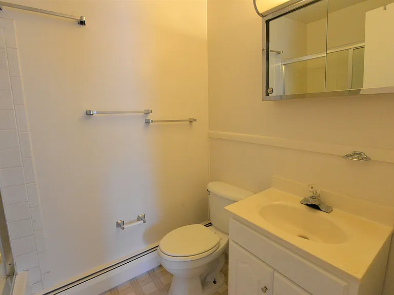 426 Winthrop Dr #9 — Photo 8