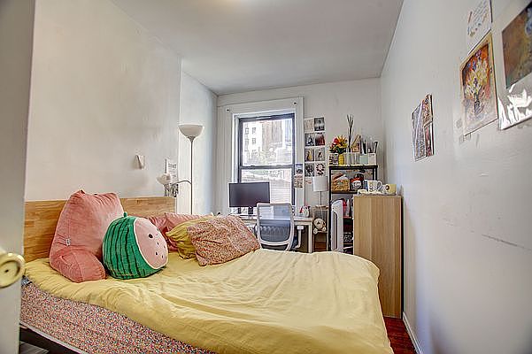 1st image of 239 W 72nd St APT 5R