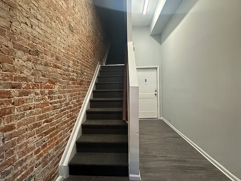 1410 Madison Ave #2 — Photo 4