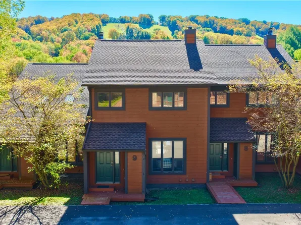 9 Stone Rdg, Ellicottville, NY 14731