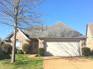 4869 Bloomfield Dr, Memphis, TN 38125