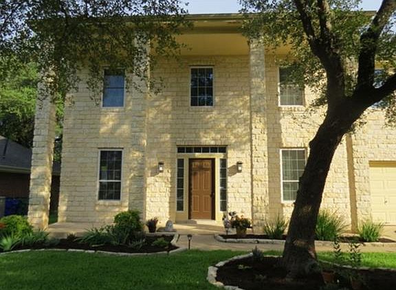 2nd image of 1704 Tracy Miller Ln
