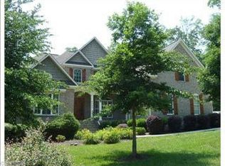 6096 Grinsted Ct, Greensboro, NC 27455