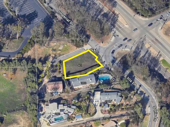401 Imperial Dr, Escondido, CA 92026