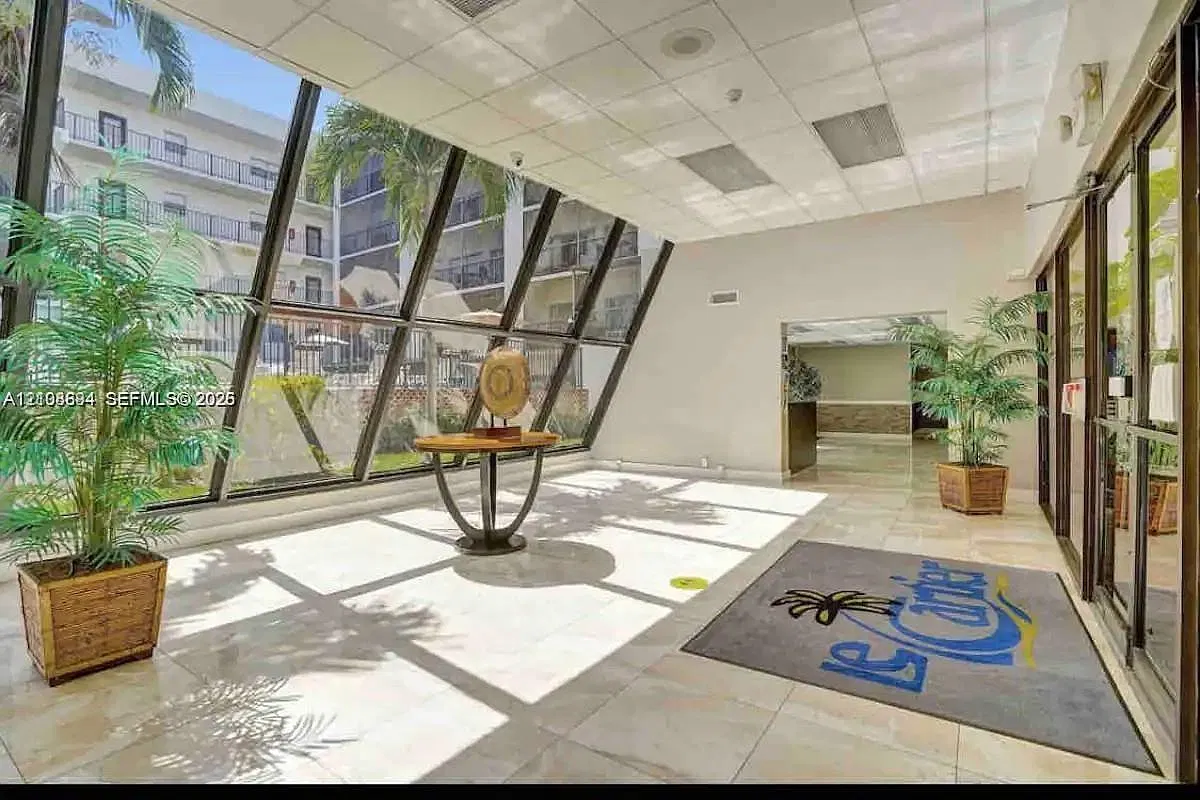 Le Cartier Condo — Photo 4