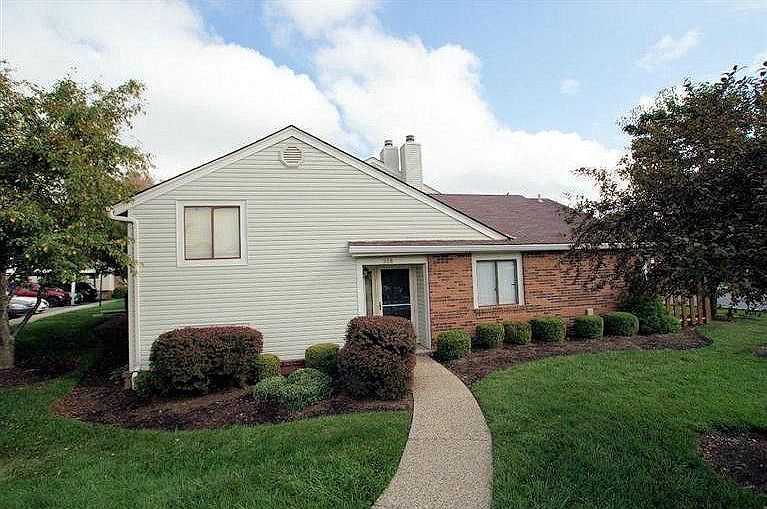 1st image of 308 Sherwood Green Ct