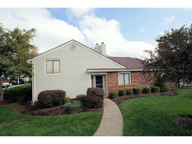 308 Sherwood Green Ct photo 1