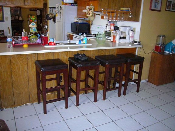 3rd image of 8405 N 105th Ln