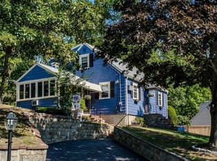 22 Leopold St, Burlington, MA 01803