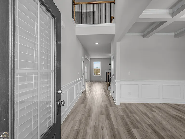 2000 Carolyn Dixon Way — Photo 2