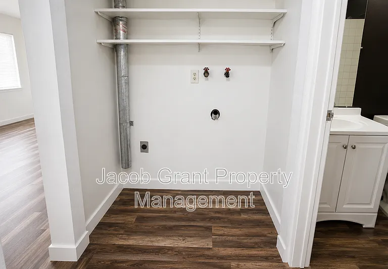 1345 Paul St #1 — Photo 7