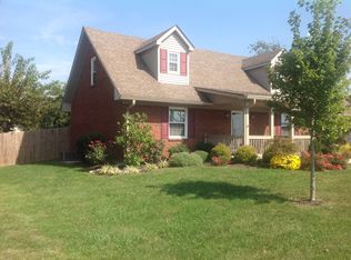 213 Oakmont Dr, Nicholasville, KY 40356