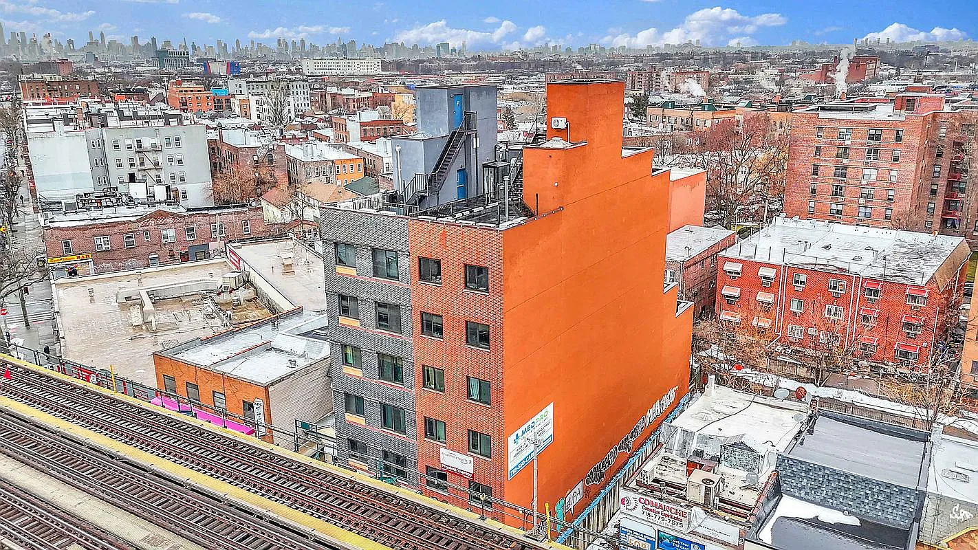 65-27 Roosevelt Ave photo 1
