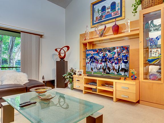 4th image of 6878 Willow Wood Drive E #304