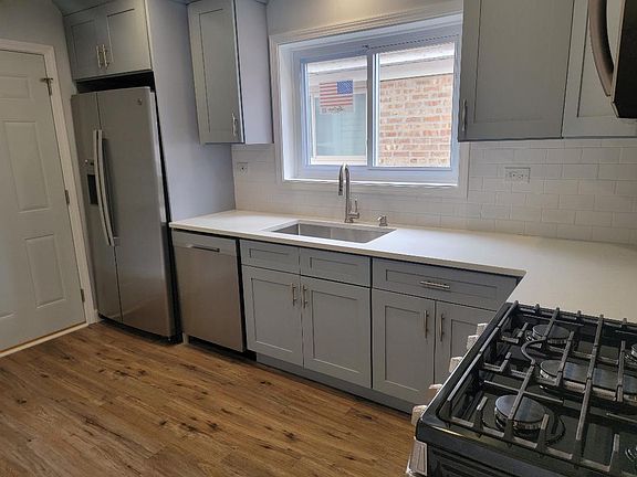 4th image of 2837 N Long Ave #2