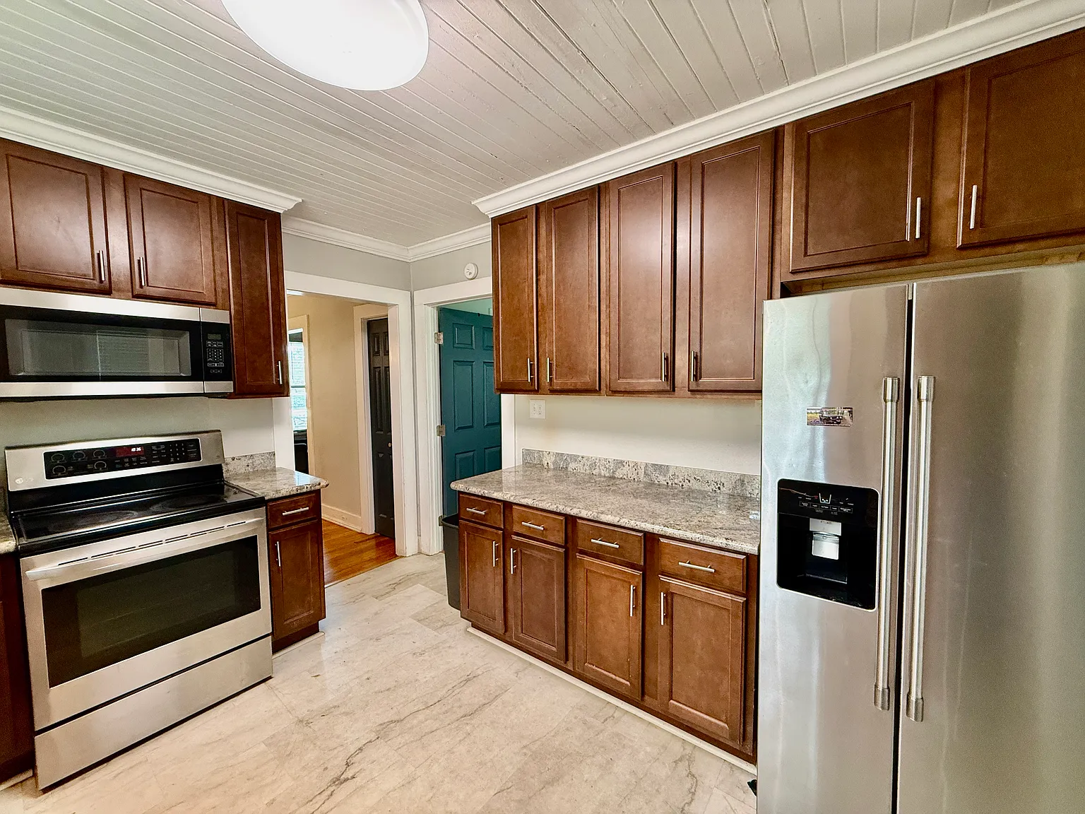 Furnished Pensacola 4 Bedroom — Photo 4