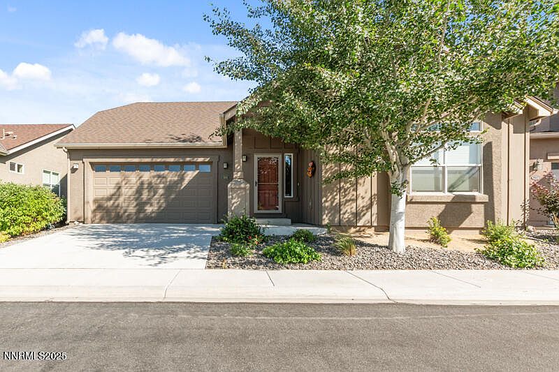 1st image of 989 Peach Blossom Way