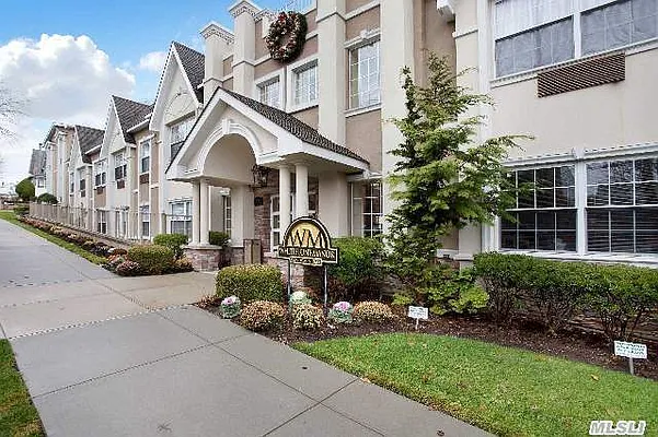 Rented by Douglas Elliman | media 76