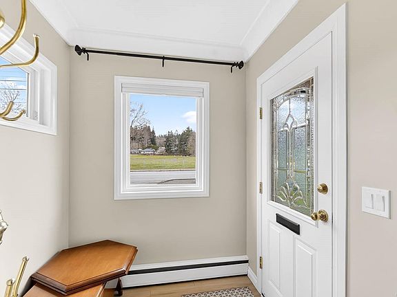 2nd image of 5118 Compton Rd