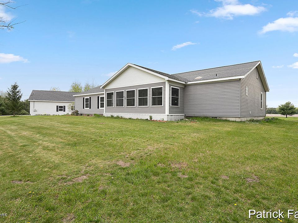 8788 9 Mile Rd, Mecosta, MI 49332 Zillow
