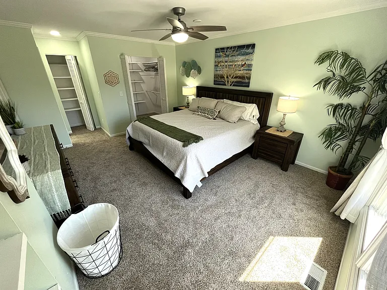 6220 Crofton Dr — Photo 10