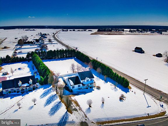 4th image of 2412 Midstate Rd