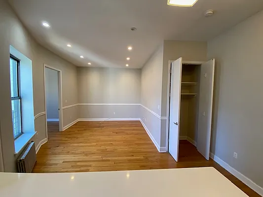 Rented by Mdays Realty | media 20