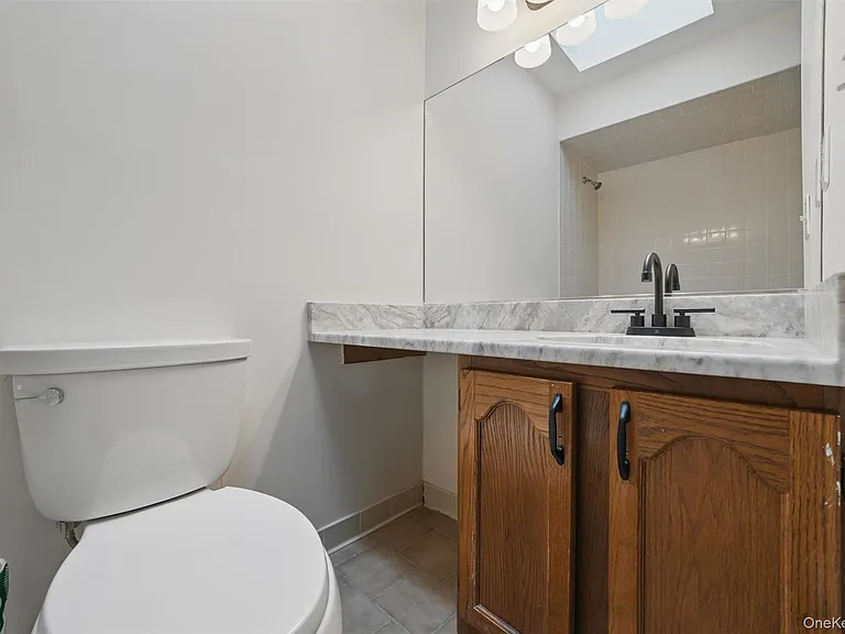 30 Shore Blvd — Photo 21