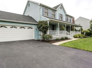 1033 Country Club Rd, Camp Hill, PA 17011