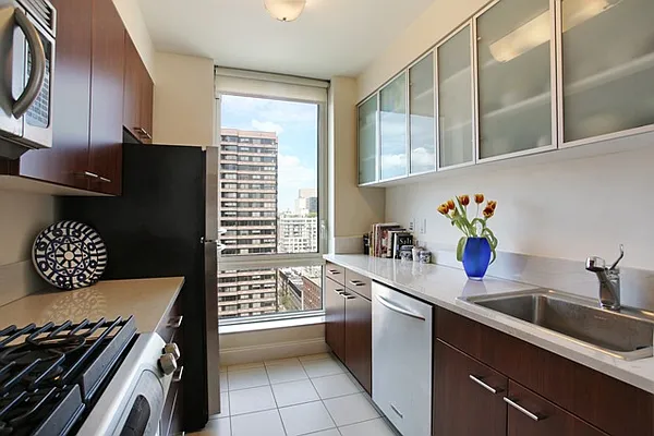 Sold by Corcoran | media 16