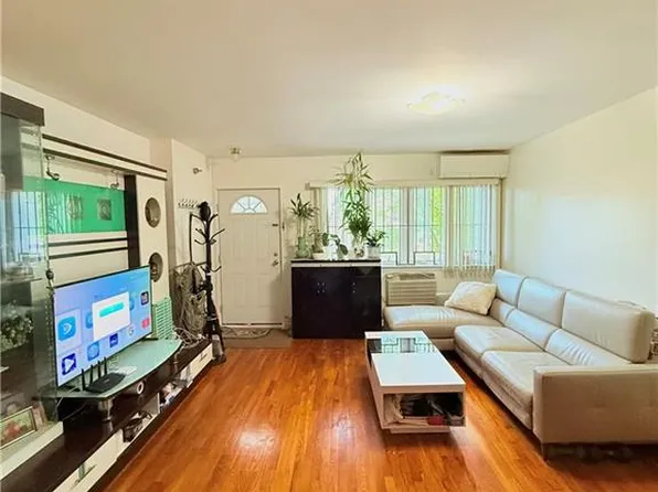 2367 82nd St #201, Brooklyn, NY 11214