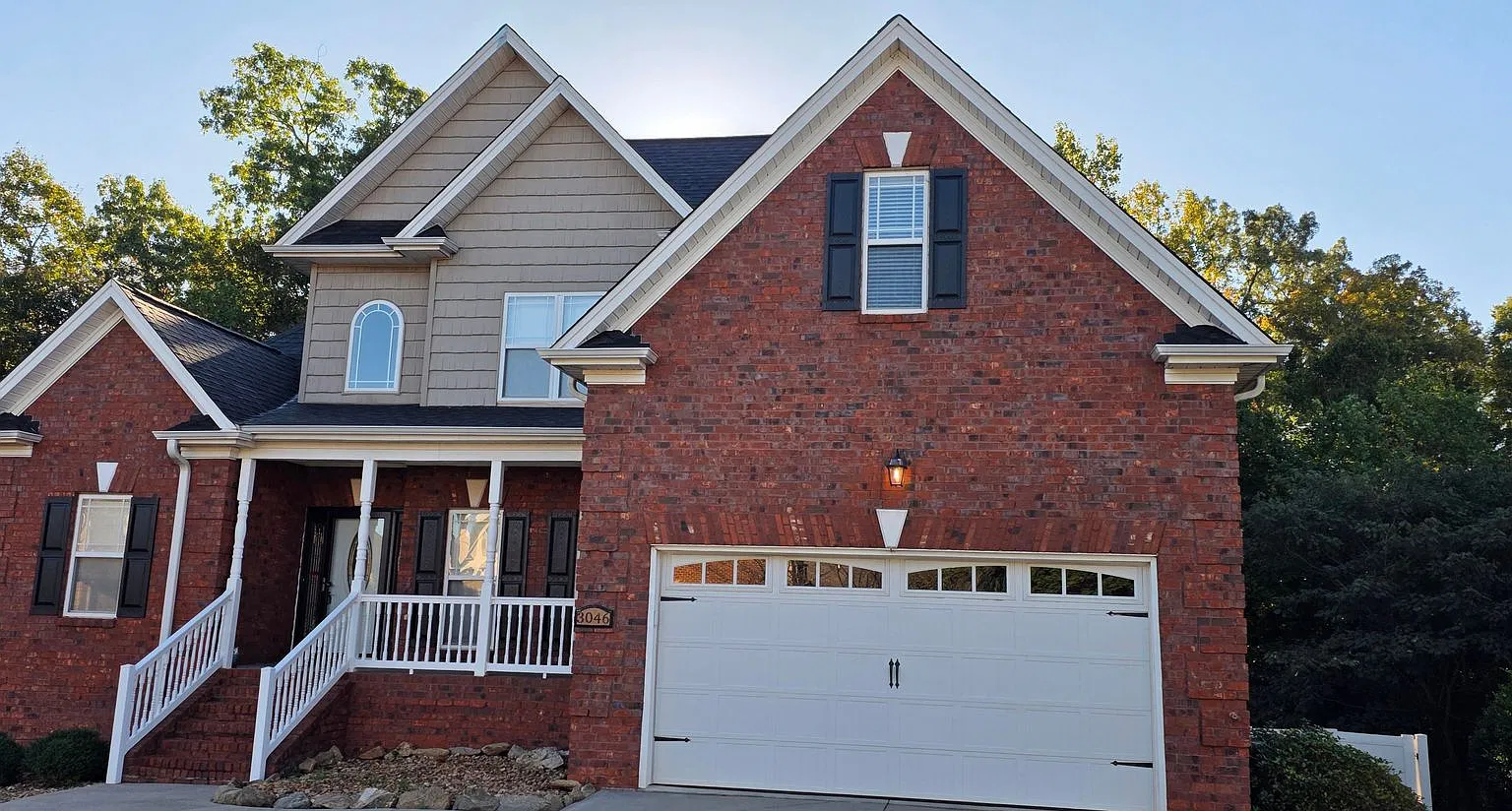 Great location convenient to everything! — Photo 4