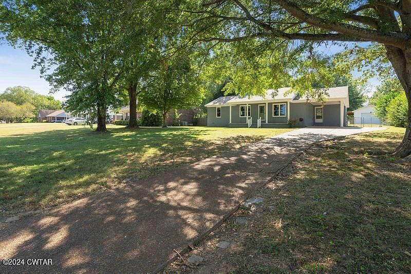 1st image of 123 Hedgewood Dr