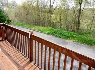 377 Jubilee Dr, Bridgeville, PA 15017