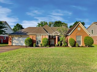 536 Herring Ln, Cordova, TN 38018
