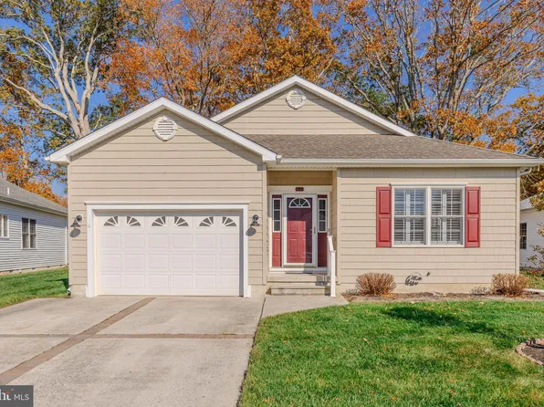 62 Wynndemere Ct, Cape May Court House, NJ 08210