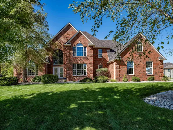 110 Chestnut Hills Pkwy, Fort Wayne, IN 46814