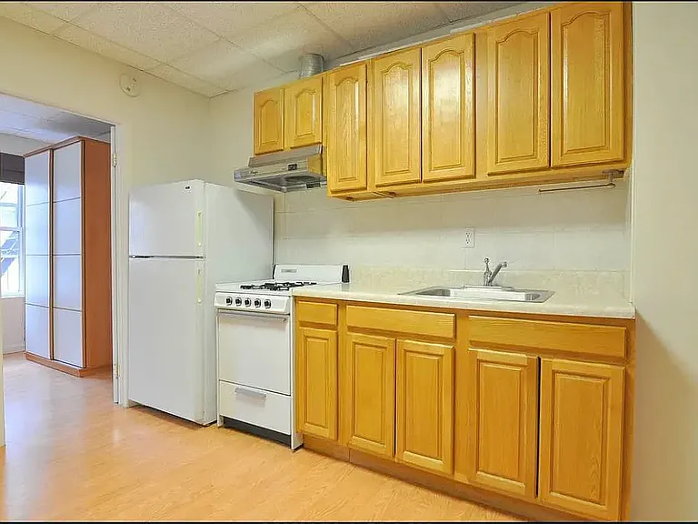 230 Mulberry St #16 — Photo 2