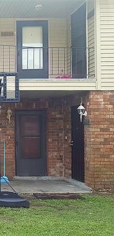 1st image of 15530 Dwyer Blvd