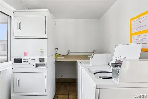 4355 Maryland Ave #314 — Photo 12