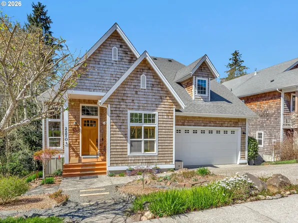 2270 Skyline Dr, Seaside, OR 97138