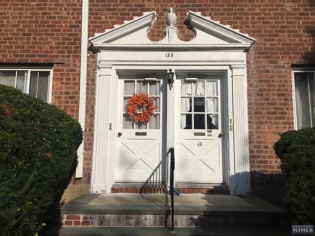 1st image of 125 E Clinton Ave #12A-118A