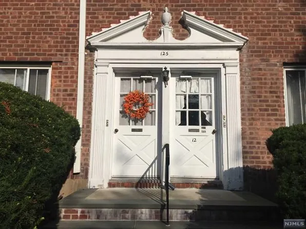 125 E Clinton Ave #12A-118A, Bergenfield, NJ 07621