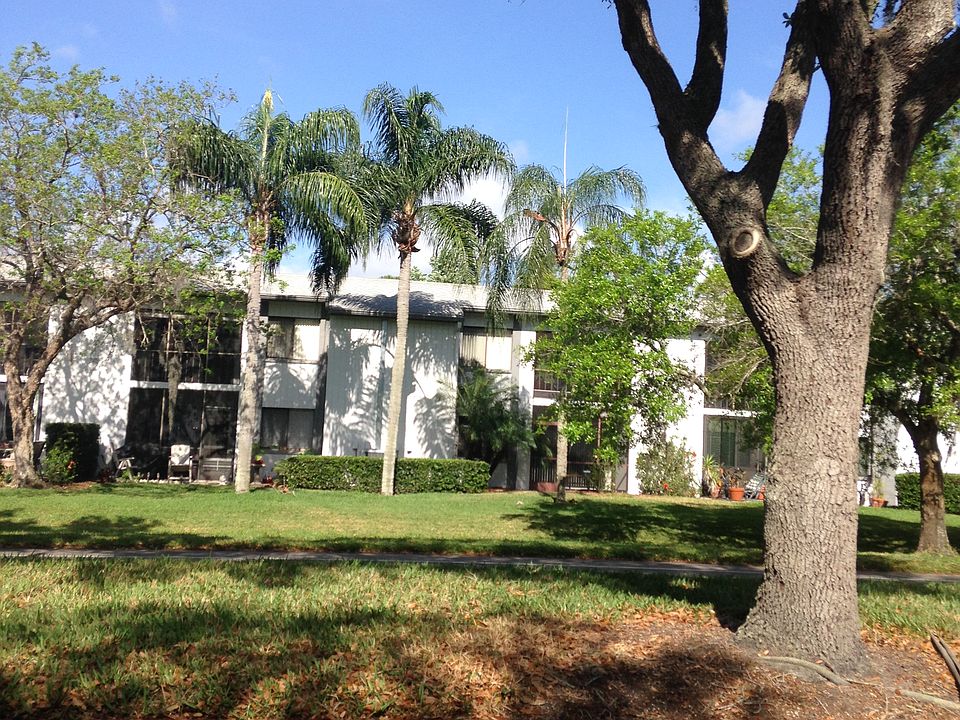 1st image of 50 Emerald Bay Dr