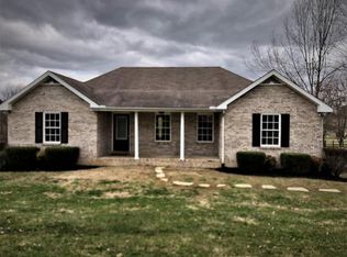 606 Waltons Chapel Rd, Lafayette, TN 37083