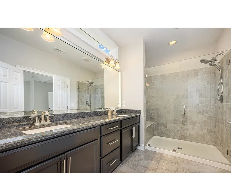 228 Sour Mash Ct — Photo 4