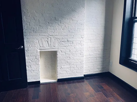 Rented by Avenues Real Estate | media 43